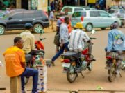 Nouvelle loi sur la circulation des motos à Kinshasa : quelle application des restrictions du maire Patrick Kafwimbi à Lubumbashi ?
