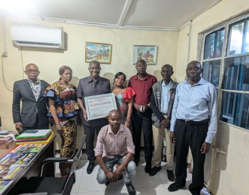 Presse : Remise du prix de distinction à l’Editeur Jean-Jacques Kalonji