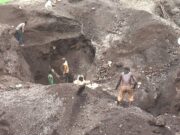Artisanat minier en RDC : promesses en suspens, quel avenir pour les creuseurs ?